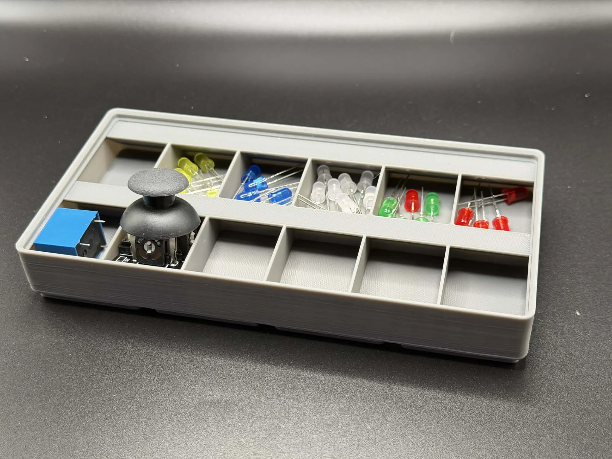 Gridfinity 4x2 Parts Bin, 12 Slots with Label Area