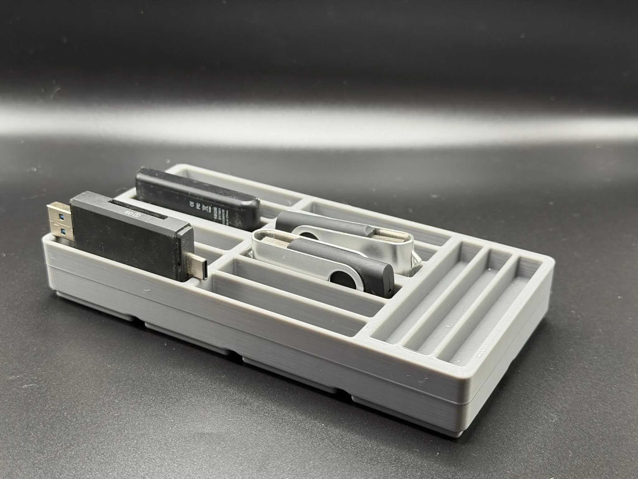 Gridfinity 4x2 USB Stick Holder, Holds 15 Drives