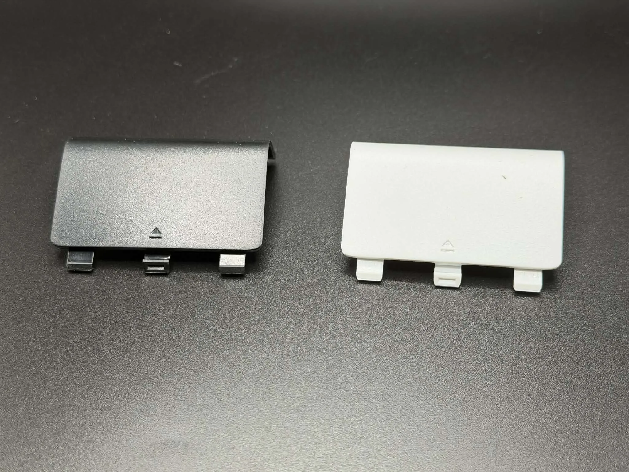 Xbox One and Series Controller Battery Door Replacement Cover