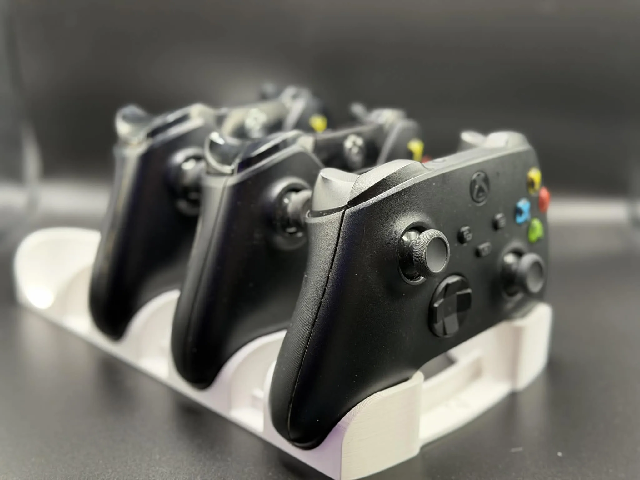 Xbox Controller Stand, Holds 4 Xbox Controllers